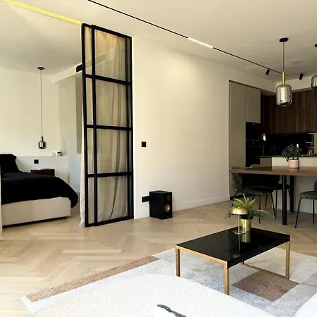 Modern Massena Place Apartament *